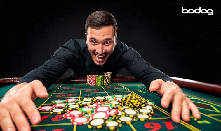 jugador emocionado ruleta online