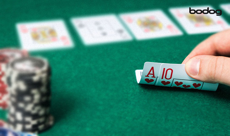 mano poker empate