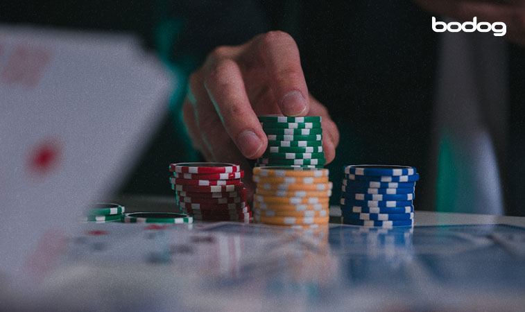 jugador stack fichas poker