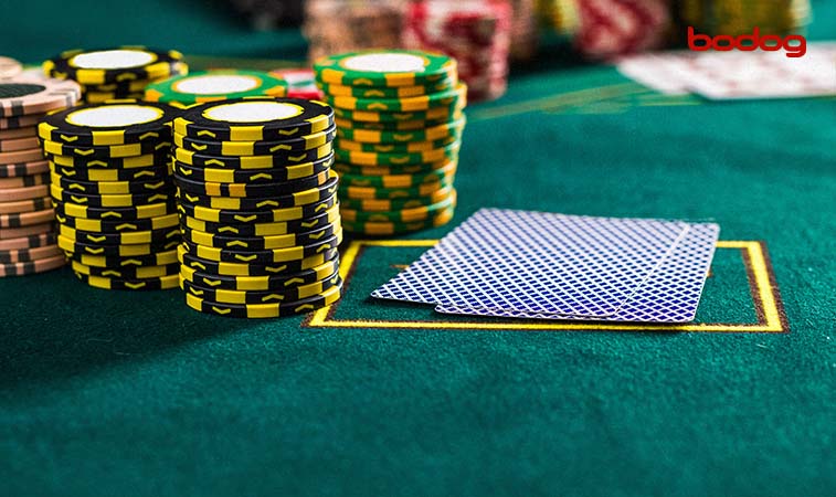 muck poker partida
