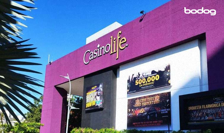 fachada del Casino Life en Guadalajara